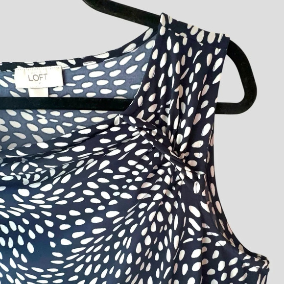 LOFT NWOT SLEEVELESS TIE WAIST DRESS NAVY BLUE & WHITE | SIZE: MEDIUM - Picture 4 of 10
